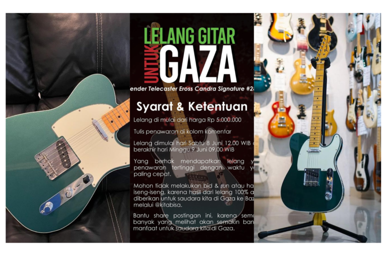 Untuk membantu Gaza, pemain gitar kumpulan Sheila On 7, Eros Chandra Lelong gitar miliknya.