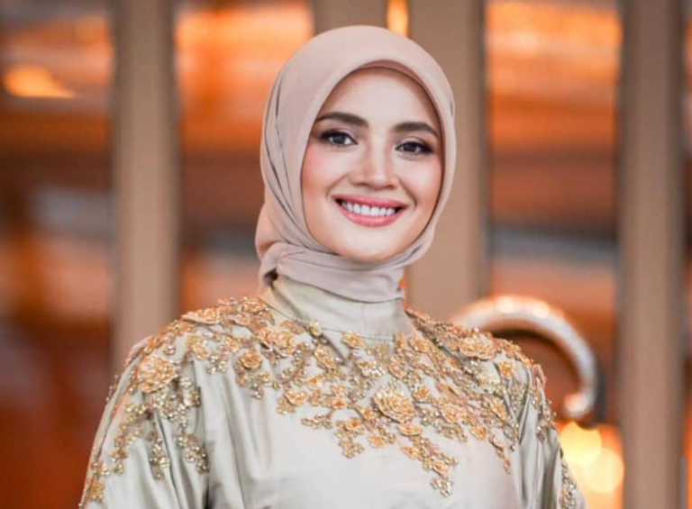 Fazura Berdoa Mahukan Baby Boy, Netizen Turut Sama Mendoakan