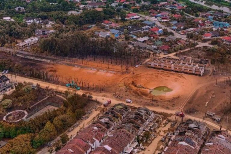 Pihak Berkuasa Gementar Mencari Jawapan Selepas Letupan Besar Paip Gas Goncang Putra Heights