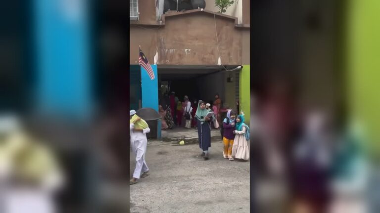 Sekolah Rohingya Membiak mcm Cendawan, Flat -flat dah kena konker dengan orang dia.. terlambat untuk dikawal dah
