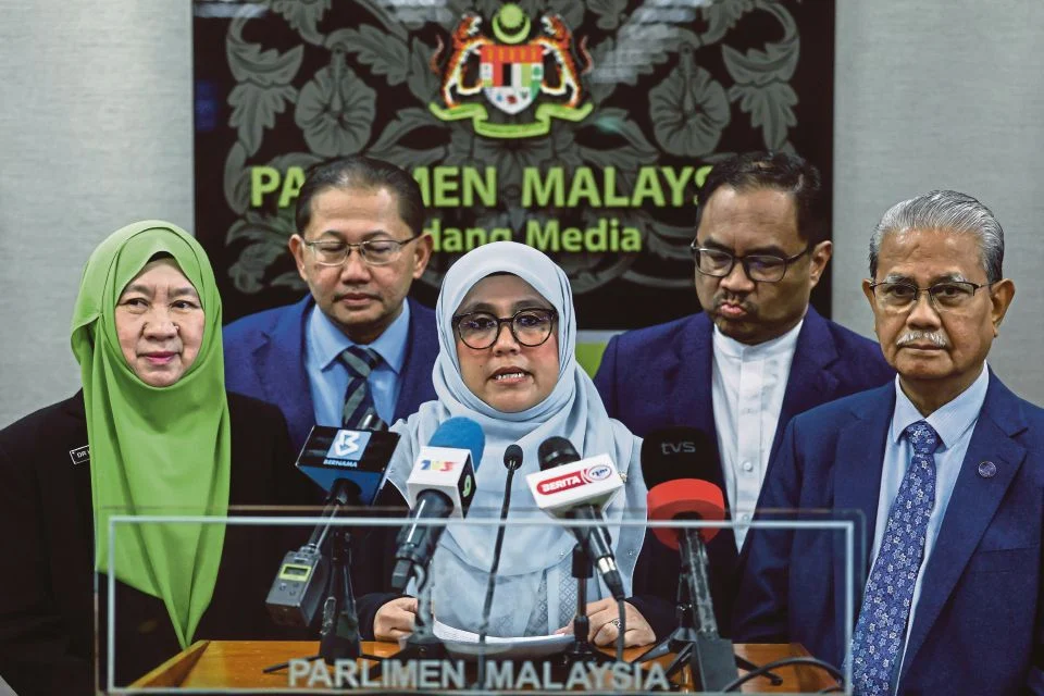 RM10.5 Bilion Dah Dibelanjakan, Tapi Baru 4 Daripada 35 Pakej Pan Borneo Sabah Siap!